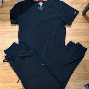 Dickies Classic Black Scrub Set